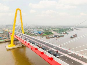Cầu Hoàng Gia – cây cầu chiến lược nối đảo Vũ Yên với đất liền – đã chính thức thông xe và đưa vào sử dụng.